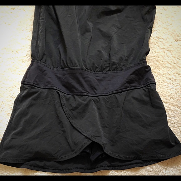 Lululemon Run For Your Money Black Romper, Size 2 - Picture 3 of 7